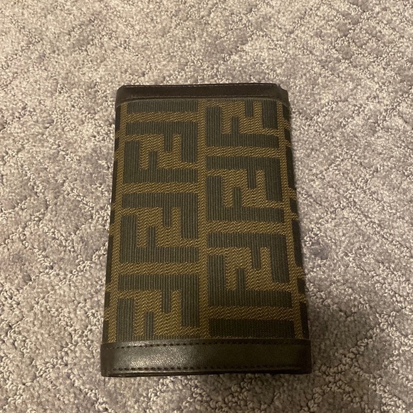 Fendi wallet - Picture 2 of 4